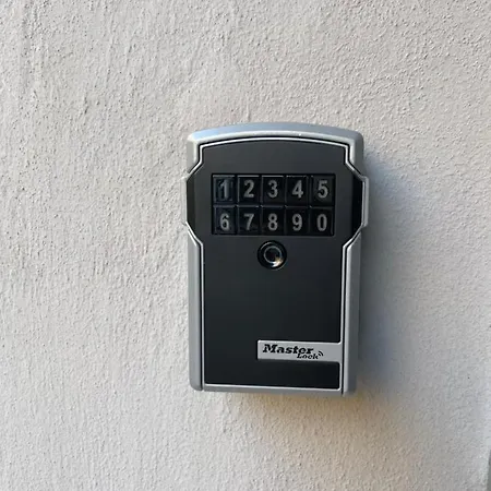 Loft25 فندق مبيت وإفطار *